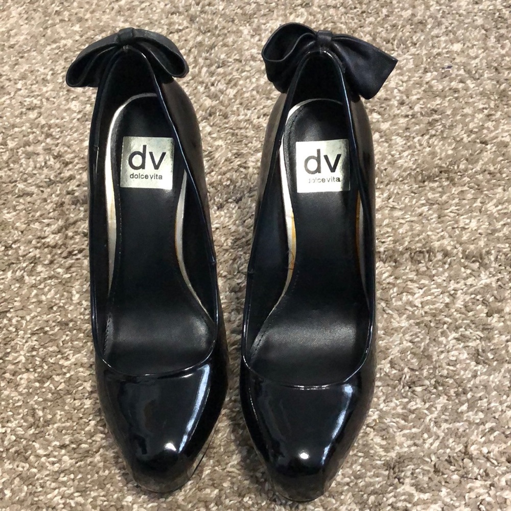 Dolce Vita Black pumps with bow